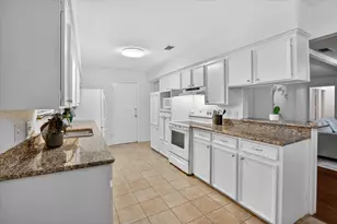 2132 Sandy Ln, Irving, TX 75060 - Photo 8