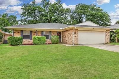 2132 Sandy Lane, Irving, TX 75060 - Photo 1