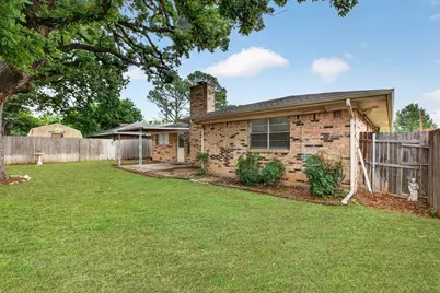 2132 Sandy Lane, Irving, TX 75060 - Photo 20