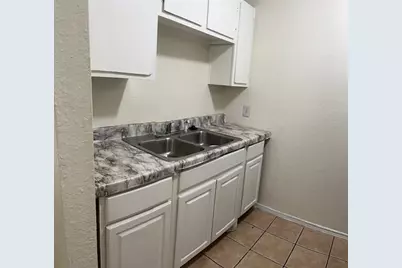 8127 Stonehurst Street #8, Dallas, TX 75217 - Photo 6
