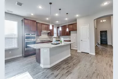 944 Crest Breeze Drive, Fort Worth, TX 76052 - Photo 4
