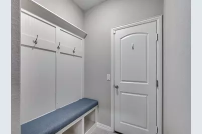944 Crest Breeze Drive, Fort Worth, TX 76052 - Photo 20
