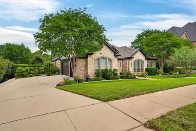 2307 Creekedge Court, Corinth, TX 76210 - Photo 2