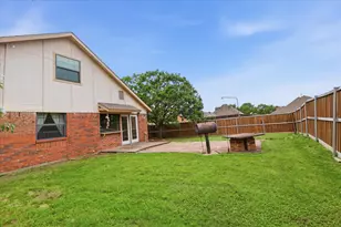 3611 Luallen Dr, Carrollton, TX 75007 - Photo 38
