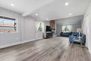 3611 Luallen Dr, Carrollton, TX 75007 - Photo 12