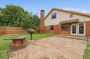 3611 Luallen Dr, Carrollton, TX 75007 - Photo 34