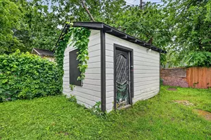 7960 Olusta Dr, Dallas, TX 75217 - Photo 6