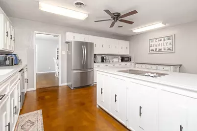 1401/1403 S Pine Street, Brady, TX 76825 - Photo 2