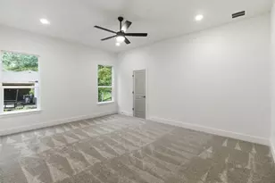713 Club Oak Dr, River Oaks, TX 76114 - Photo 16