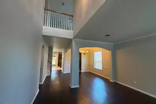 1146 Twilight Dr, Lewisville, TX 75056 - Photo 4