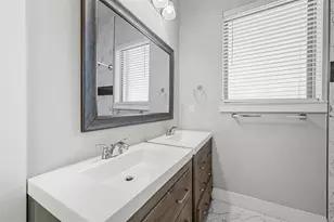 204 N Getzendaner St, Waxahachie, TX 75165 - Photo 14