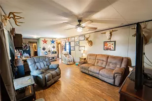 703 N Harvey St, Breckenridge, TX 76424 - Photo 8