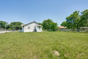 1201 E 3rd Ave, Corsicana, TX 75110 - Photo 24