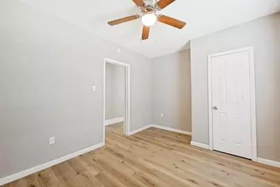 1201 E 3rd Avenue, Corsicana, TX 75110 - Photo 20