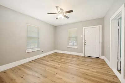 1201 E 3rd Avenue, Corsicana, TX 75110 - Photo 16