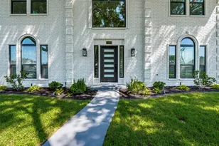 1420 Dudley Dr, Carrollton, TX 75007 - Photo 2
