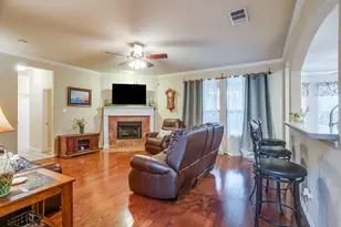 2952 Masters Ct S, Burleson, TX 76028 - Photo 6