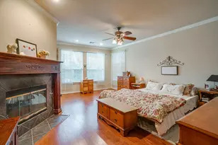 2952 Masters Ct S, Burleson, TX 76028 - Photo 14