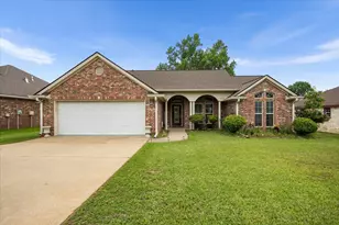 220 Sandstone Ln, Nacogdoches, TX 75965 - Photo 2