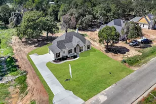 1012 Arbor Vista Dr, Azle, TX 76020 - Photo 8