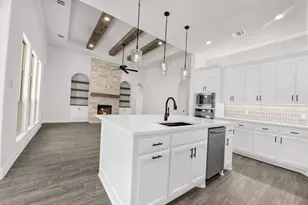1012 Arbor Vista Dr, Azle, TX 76020 - Photo 12