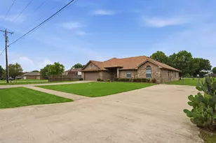 1022 Batchler Rd, Red Oak, TX 75154 - Photo 6