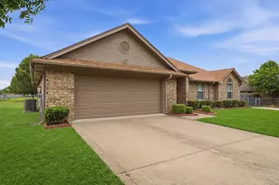 1022 Batchler Rd, Red Oak, TX 75154 - Photo 4