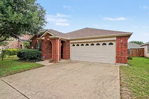 1865 Lynnwood Hills Dr, Fort Worth, TX 76112 - Photo 30