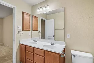 1865 Lynnwood Hills Dr, Fort Worth, TX 76112 - Photo 20