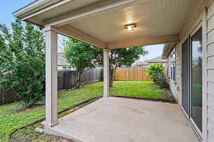 1865 Lynnwood Hills Dr, Fort Worth, TX 76112 - Photo 8