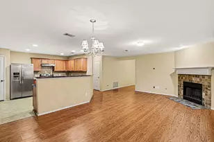1865 Lynnwood Hills Dr, Fort Worth, TX 76112 - Photo 6