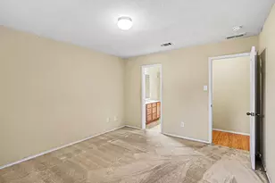 1865 Lynnwood Hills Dr, Fort Worth, TX 76112 - Photo 18