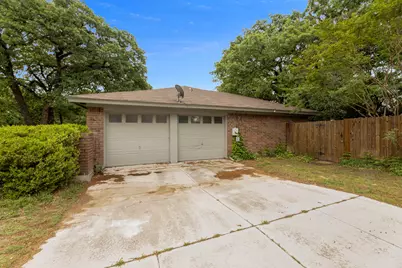 5622 Woodhollow Drive, Arlington, TX 76016 - Photo 12