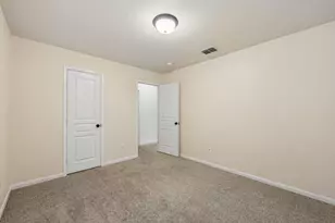 1253 Mountain Peak Dr, Fort Worth, TX 76052 - Photo 6