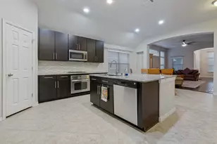 711 Cedarview Dr, Garland, TX 75040 - Photo 6