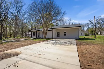 702 S Montgomery Street, Gilmer, TX 75644 - Photo 26