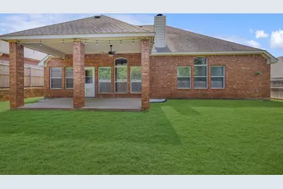 2432 Castle Pines Drive, Burleson, TX 76028 - Photo 10