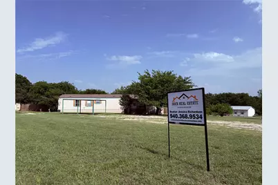 4113 Goliad Drive, Granbury, TX 76048 - Photo 4