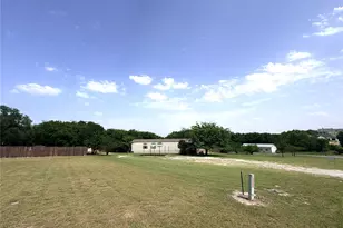 4113 Goliad Dr, Granbury, TX 76048 - Photo 6