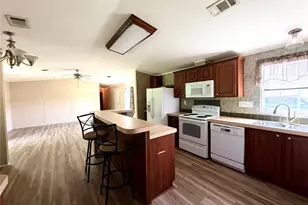4113 Goliad Dr, Granbury, TX 76048 - Photo 16