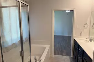 916 Laredo Ct, McKinney, TX 75071 - Photo 12
