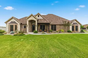 3031 Hillview Dr, Royse City, TX 75189 - Photo 2