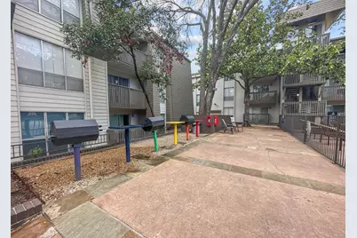 4837 Cedar Springs Road #304, Dallas, TX 75219 - Photo 28