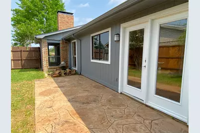 2704 Winding Creek Drive, Carrollton, TX 75007 - Photo 22
