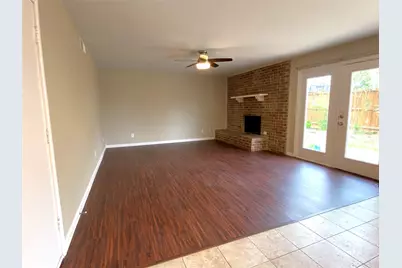 2704 Winding Creek Drive, Carrollton, TX 75007 - Photo 8