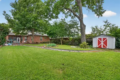 12939 Epps Field Road, Farmers Branch, TX 75234 - Photo 2