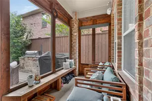12939 Epps Field Rd, Farmers Branch, TX 75234 - Photo 34