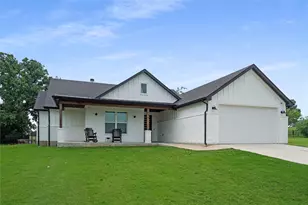 230 Driftwood Ct, Runaway Bay, TX 76426 - Photo 1
