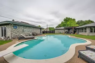 104 Brookview Dr, Decatur, TX 76234 - Photo 32