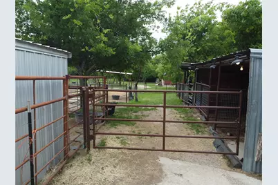 1549 County Road 180, Stephenville, TX 76401 - Photo 32